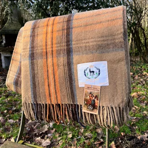 Plaid, Natural Dress, gemaakt van gerecycled wol